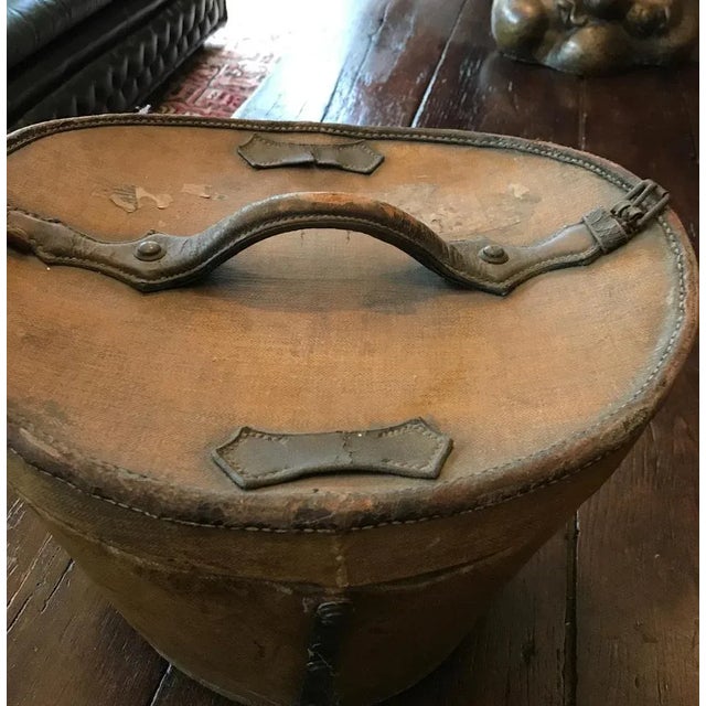 Brown 19th Century Leather Hat Box with High Hat, 1875, Set of 2 For Sale - Image 8 of 11