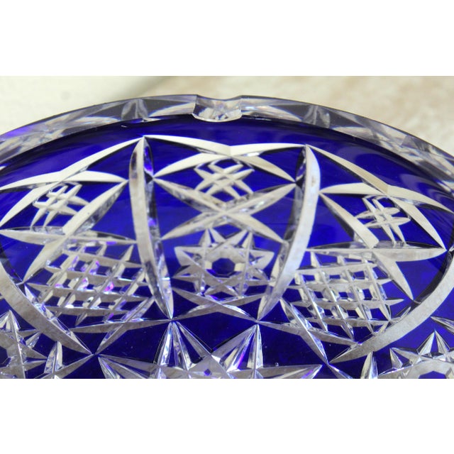 Vintage Cobalt Blue Cut-to-Clear Crystal Ashtray – Geometric Starburst Design – 8" For Sale - Image 14 of 16