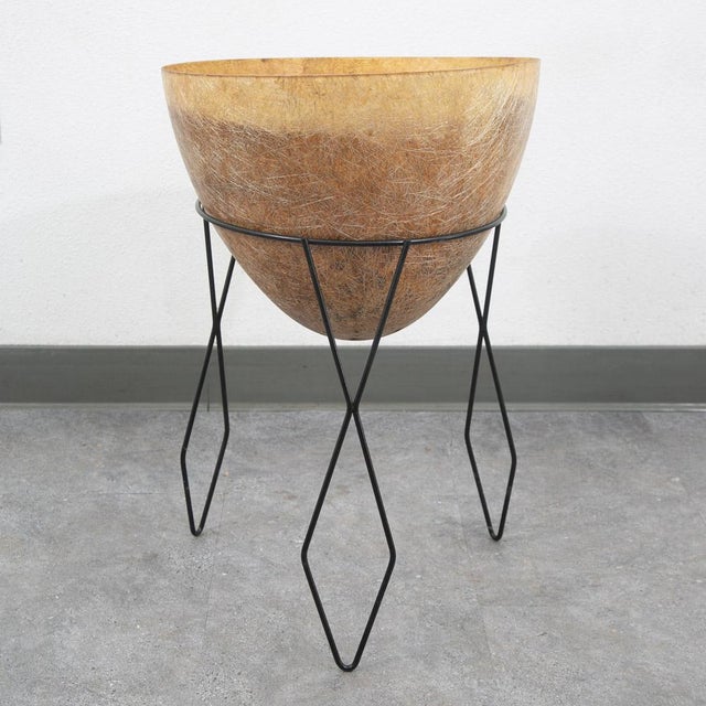 Mid Century Modern Planter Kimball Bullet Round Atomic Plant Stand Tan Fiberglass For Sale - Image 12 of 12