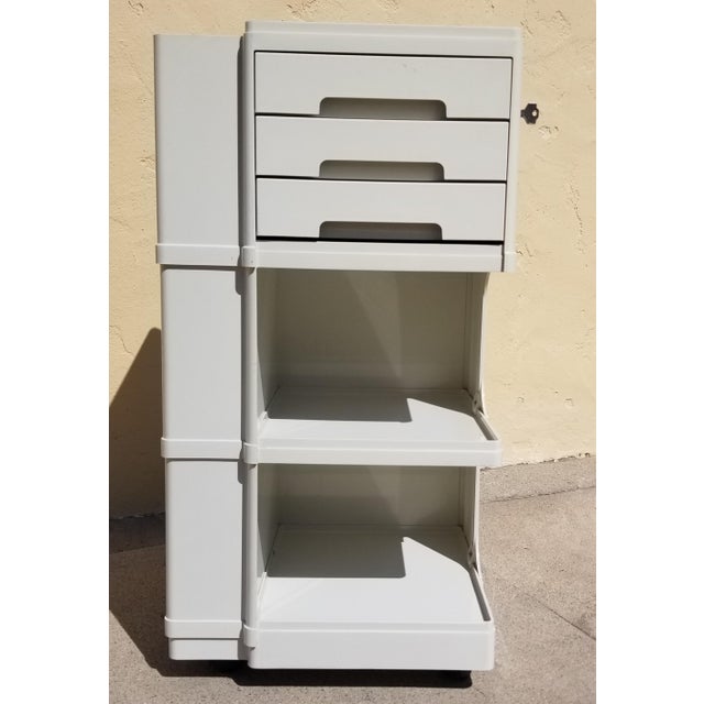 1960s Mid Century Giovanni Pelis Pop Modern Boby Trolley Cart Chairish Over the time it has been ranked as high as 35 891 in the world, while most of its traffic comes from colombia, where it reached as high as 592 position. 1960s mid century giovanni pelis pop modern boby trolley cart