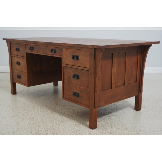 Age: C.1999 Details: Finish no.32 Dovetailed Drawer Construction High Quality Construction Large Impressive Desk Arts &...