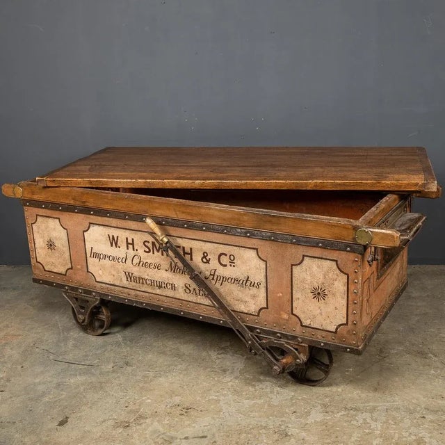 19th Century Victorian Freight Carriage with Oak Top, 1880s For Sale - Image 4 of 18