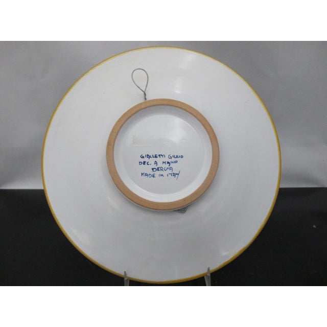 Italian Deruta Gialletti Majolica Pottery Serving or Wall Plate For Sale In Portland, OR - Image 6 of 8