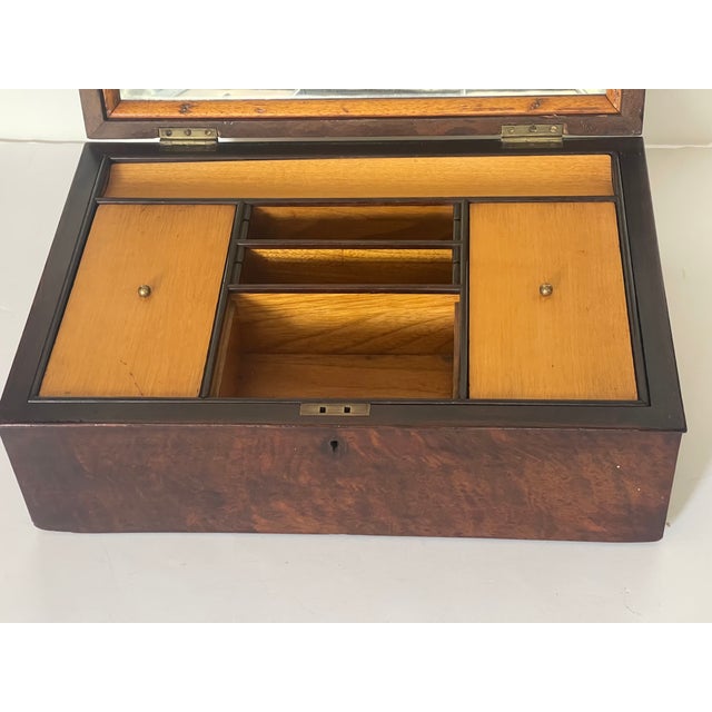 Large Antique Victorian Walnut Box With Inlay For Sale In Miami - Image 6 of 8