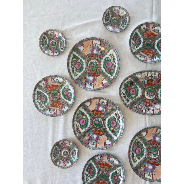Antique Famille Rose Medallion Plates- 17 Piece Set For Sale In Naples, FL - Image 6 of 12