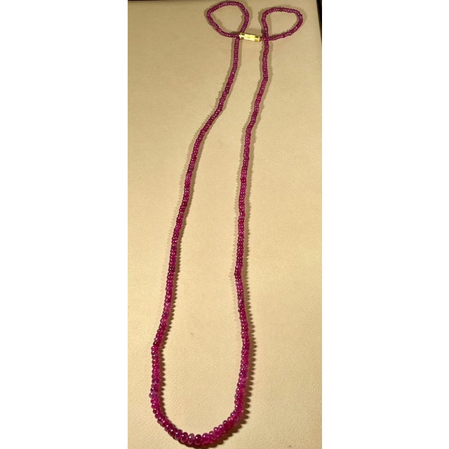 Natural 100 Carat Natural Ruby Bead Single Strand Necklace with Silver Clasp For Sale - Image 12 of 18