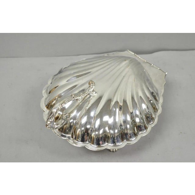 Silver Vintage Regency Style Silver Plated Clam Shell Hinged Warmer With Floral Handle For Sale - Image 8 of 16