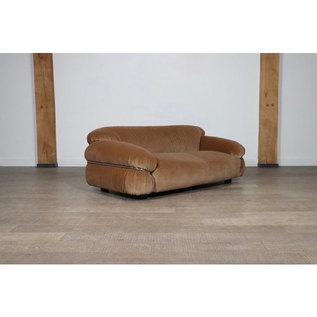 Velvet Sesann Two Seater Sofa by Gianfranco Frattini for Cassina, Italy, 1969 For Sale - Image 6 of 18