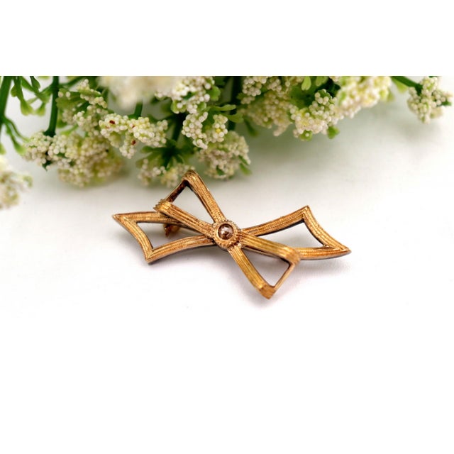 Gold and Silver Bow-Shaped Brooch For Sale - Image 4 of 5