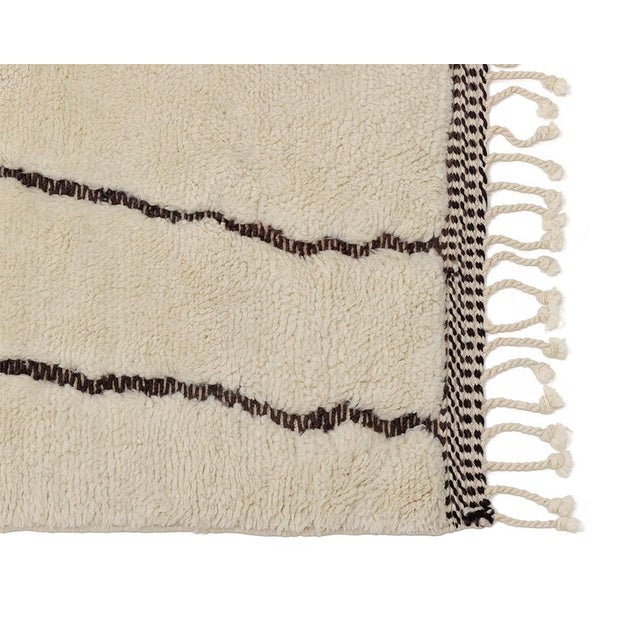 Contemporary Minimalist Hand-Knotted Wool Rug by Azele Studio For Sale - Image 3 of 11