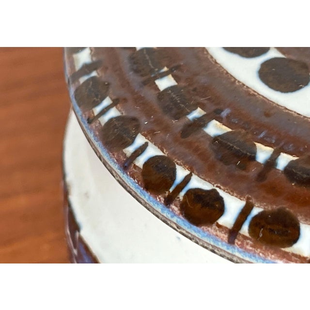 Mid-Century Modern Danish Porcelain Tenera Series Bowl with Lid by Kari Christensen for Aluminia Royal Copenhagen, 1960s For Sale - Image 14 of 18