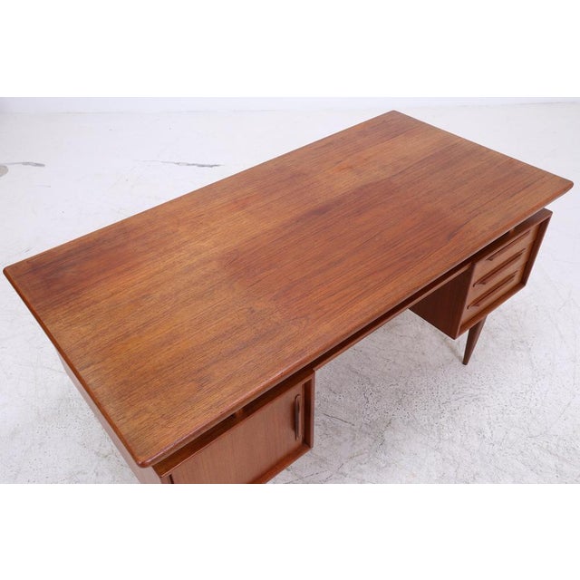 Wood Mid-Century RT200 Teak Desk by Heinrich Riestenpatt For Sale - Image 7 of 18