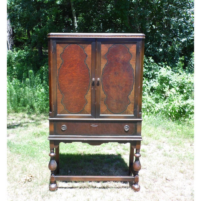 Vintage Feinberg Bros Walnut Art Deco China Bar Cupboard Linen