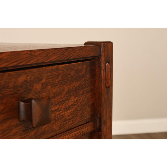 Wood Antique Gustav Stickley Oak Chest of Drawers #626 For Sale - Image 7 of 18