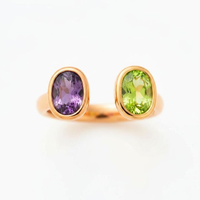 Toi Et Moi Gemstone Ring: Amethyst and Peridot, Size 7.5 For Sale - Image 4 of 11