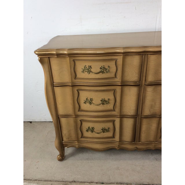 Brown Mid Century French Provincial Style Lowboy Dresser With 9 Drawers For Sale - Image 8 of 18