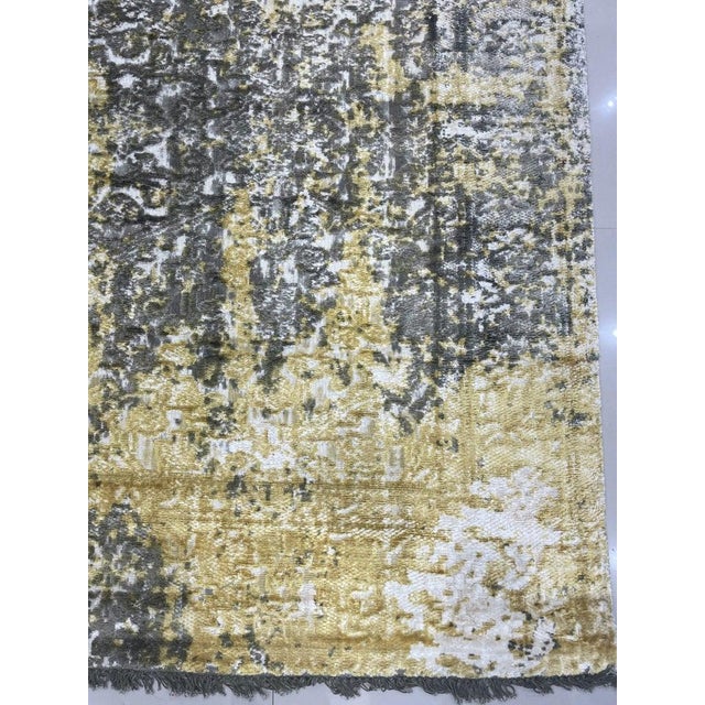 2020s 7x9 Ivory Hand-Knotted Wool Distressed Texture Abstract Modern Carpet Rug For Sale - Image 5 of 7