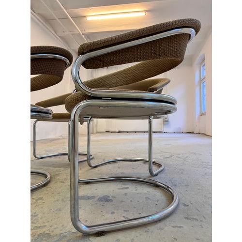 Cantilever Chair in Beige Chrome by Giotto Stoppino For Sale - Image 3 of 11