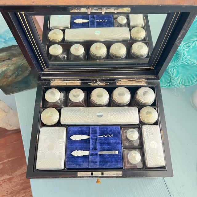 Victorian Antique Victorian Burr Walnut Vanity Dressing Case For Sale - Image 3 of 18