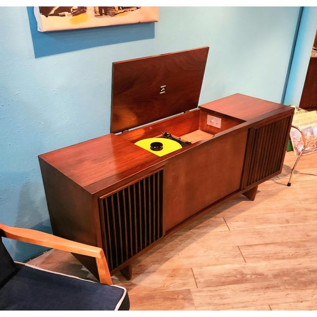 Circa 66 Rca Annapolis Encomium Refurbished Mid Century Modern Stereo Console Record Player For Sale - Image 9 of 9