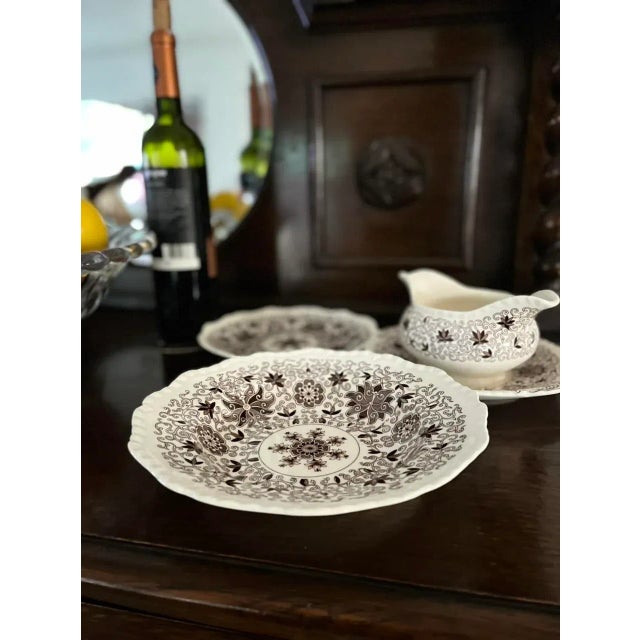 Mason's Ironstone 1940s English Mason's Bow Bells Soup Bowl For Sale - Image 4 of 5