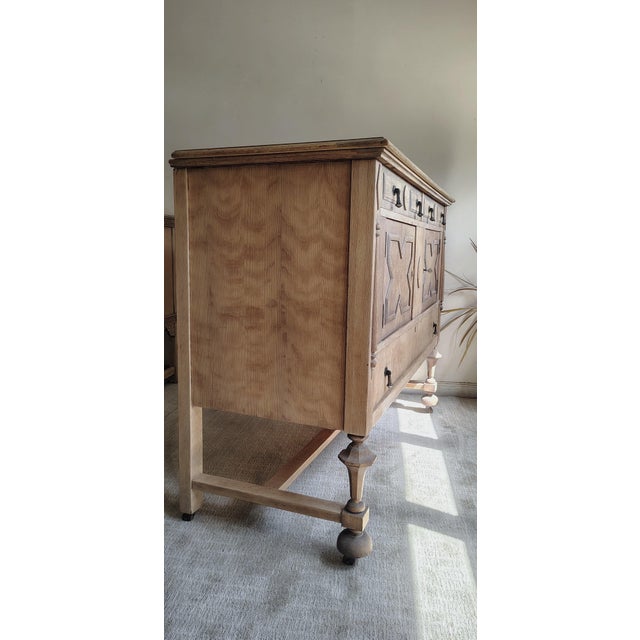 English Early 1900s Architectural Natural Tiger Oak Statement Storage For Sale - Image 3 of 10