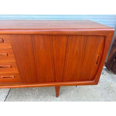 Wood H.P. Hansen Teak Credenza, Scandinavian Modern, Denmark, 1962 For Sale - Image 7 of 15