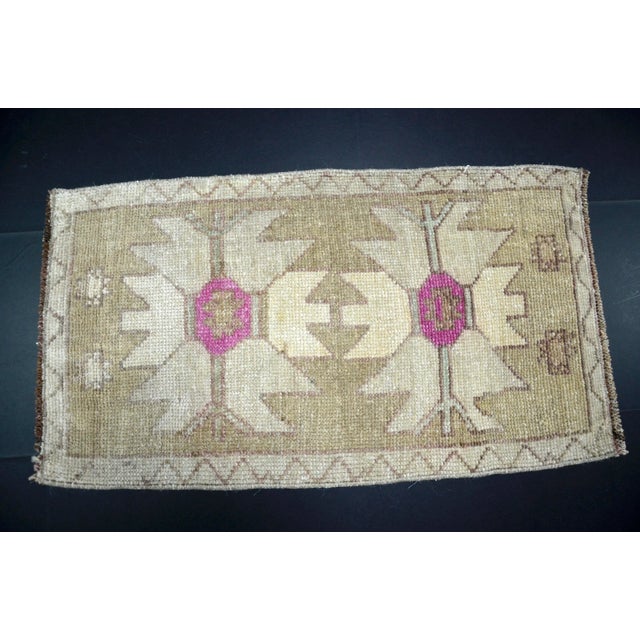Vintage Floral Wool Rug For Sale - Image 4 of 6