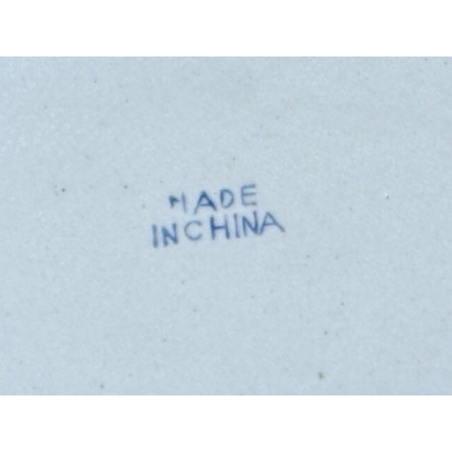 Ceramic Blue and White Mid-Century Chinoiserie Temple Jar For Sale - Image 7 of 7
