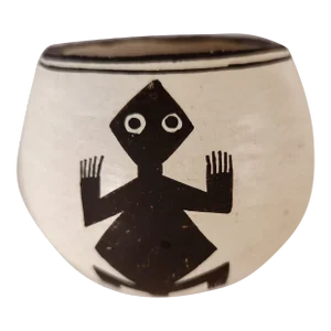 Vintage, Native American Acoma Pueblo: Small Vessel With Lizards Signed by Emma Lewis