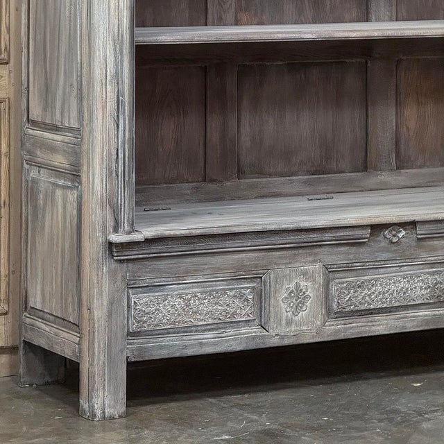 Oyster Gray 18th Century French Country Louis XIV Open Whitewashed Bookcase ~ Bibliotheque For Sale - Image 8 of 12