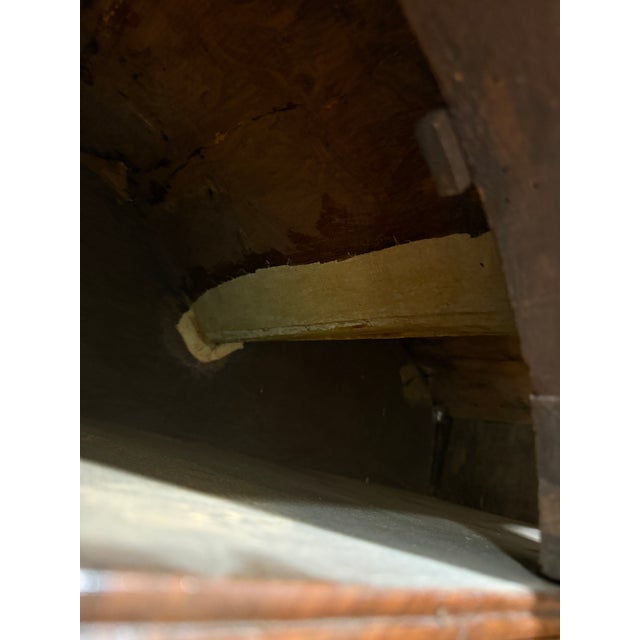 Early 18th Century English Queen Anne Walnut Cabinet on Chest, C. 1710 For Sale - Image 13 of 17