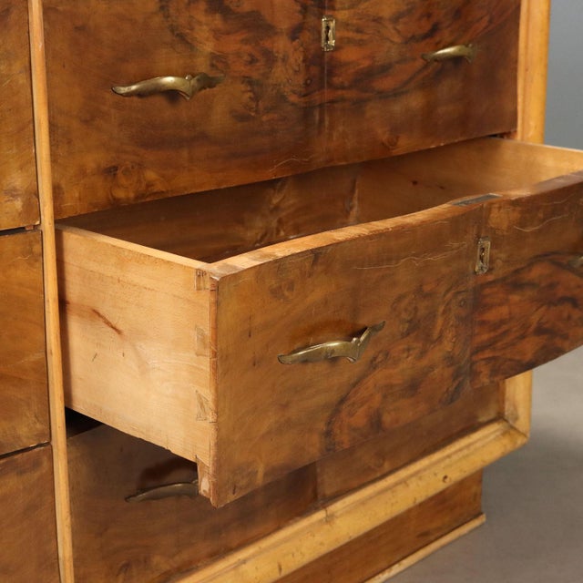 Vintage Chest of Drawers in Burl Walnut and Brass, Italy, 1940s For Sale - Image 5 of 11