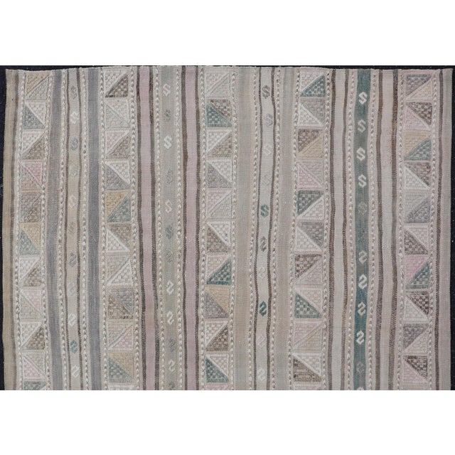 Textile Geometric Stripe Design Turkish Vintage Kilim Rug in Soft Neutral Tones For Sale - Image 7 of 11