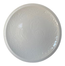 Example of Syracuse China Decor