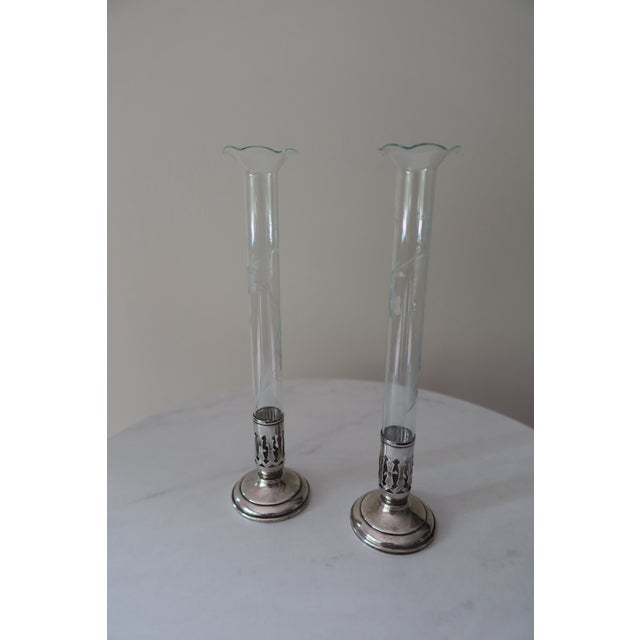 Pair of Antique Weighted Sterling Silver & Etched Glass Bud Vases — Gothic Reticulated Collar, C. 1900–1930 For Sale - Image 4 of 6