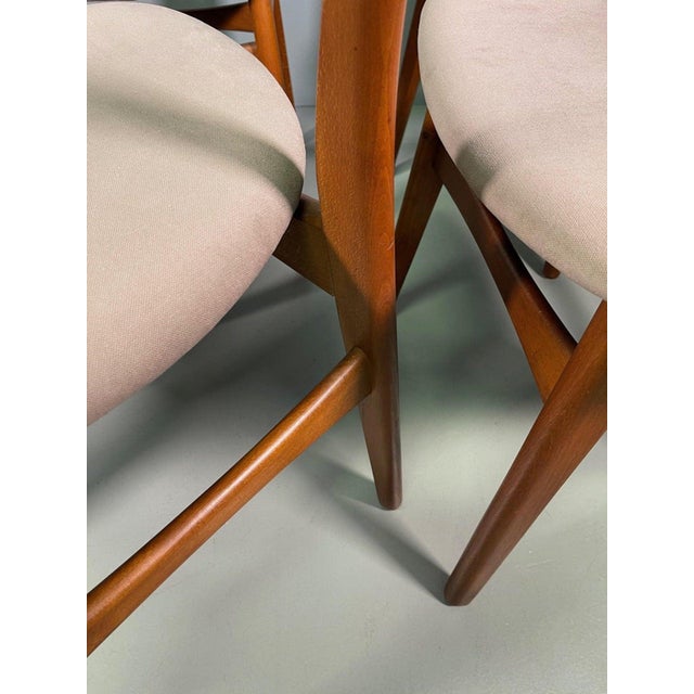 CH-30 Dining Chairs by Hans Wegner for Carl Hansen & Søn, 1950, Set of 6 For Sale - Image 9 of 12