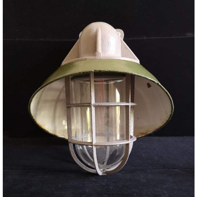 Vintage Industrial Aluminum and Enamel Wall Lights, 1950s, Set of 2 For Sale - Image 4 of 14