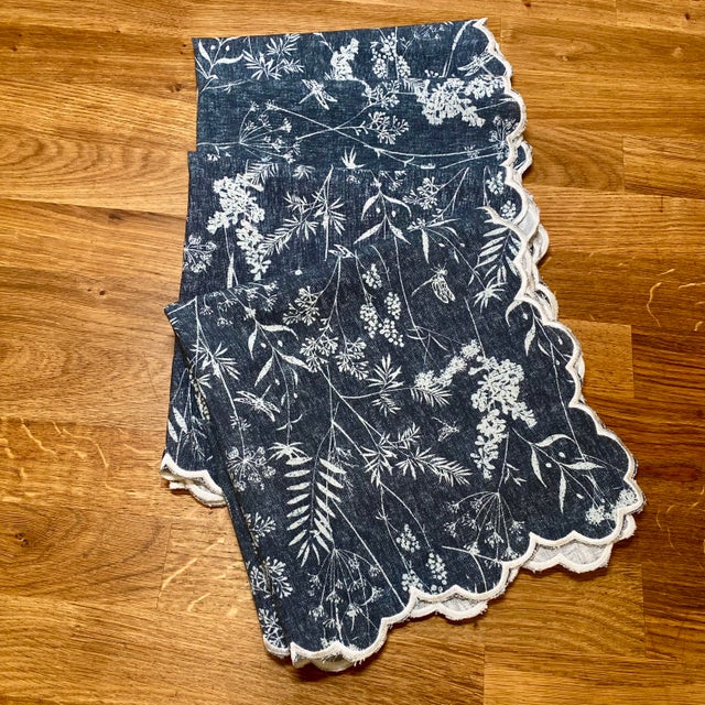 Frontgate Otheia 20" Floral Embroidered Table Napkins Set of Four For Sale - Image 15 of 16