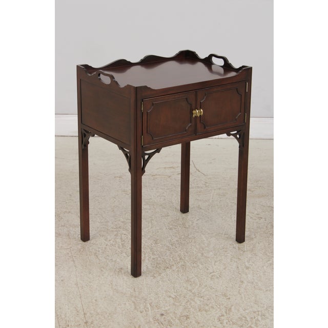 Age: Approx: 20 Years Old Details: Colonial Williamsburg Style Quality Construction 18 C. Design Chippendale Style...