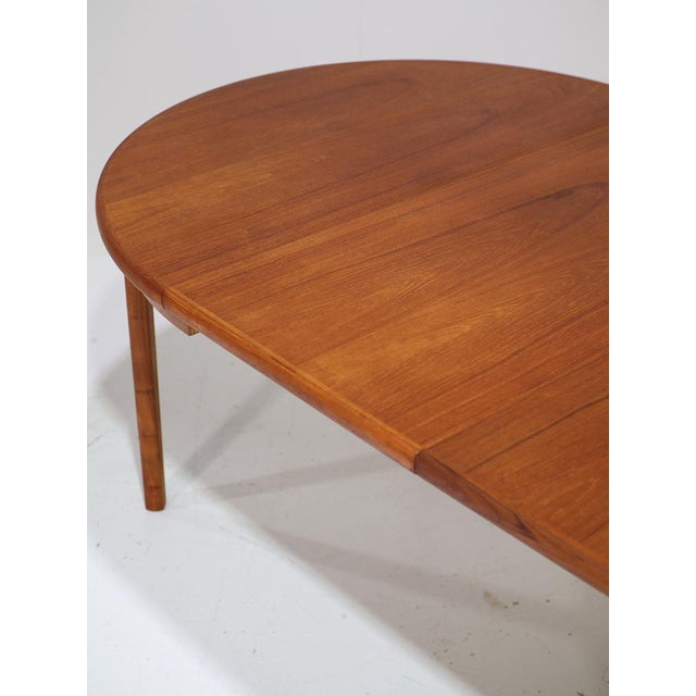 Danish Extendable Round Dining Table in Teak from Skovby Møbelfabrik, 1960s For Sale - Image 16 of 18