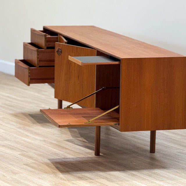 Dunfermline Sideboard in Teak by Tom Robertson For Sale - Image 5 of 15