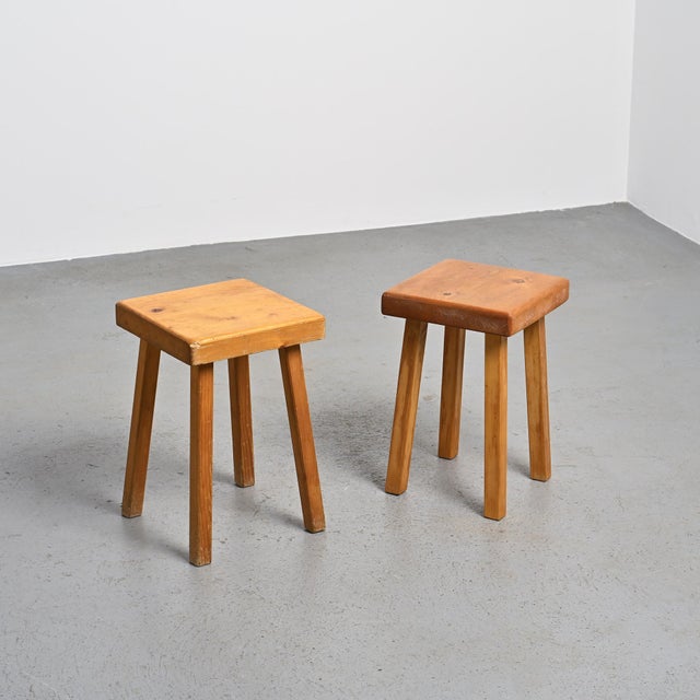 Brown Pine Stools by Charlotte Perriand for Les Arcs, 1980s, Set of 2 For Sale - Image 8 of 13