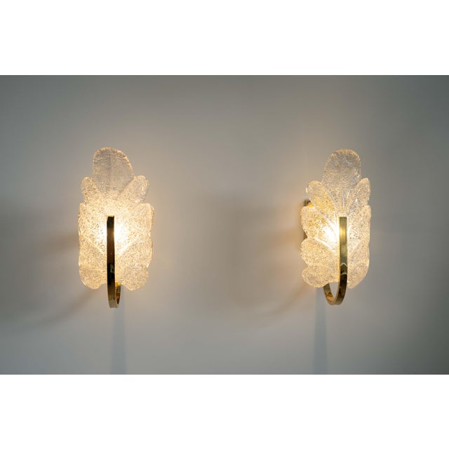 Vintage Hollywood Regency Murano Graniglia Glass Leaf Wall Sconces in Brass, 1970s, Set of 2 For Sale - Image 9 of 18