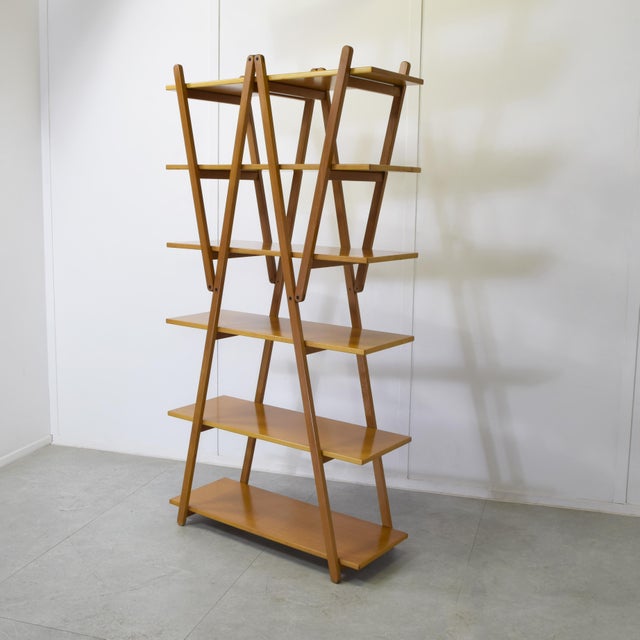 Bookcase in Beech with Matt Finish by Vico Magistretti for Cassina, 1980s, in Good conditions. Designed 1980 to 1989 I...