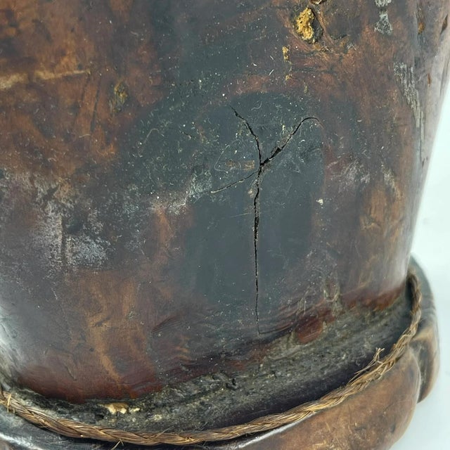 Wood Early 20th Century Wood Headrest Ethiopia MATTER COLLECTION For Sale - Image 7 of 10