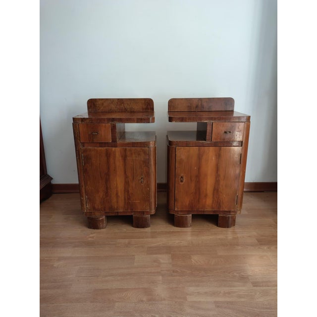 Art Deco Burl Bedside Tables, 1930, Set of 2, in Very Good conditions. Designed 1920 to 1949
