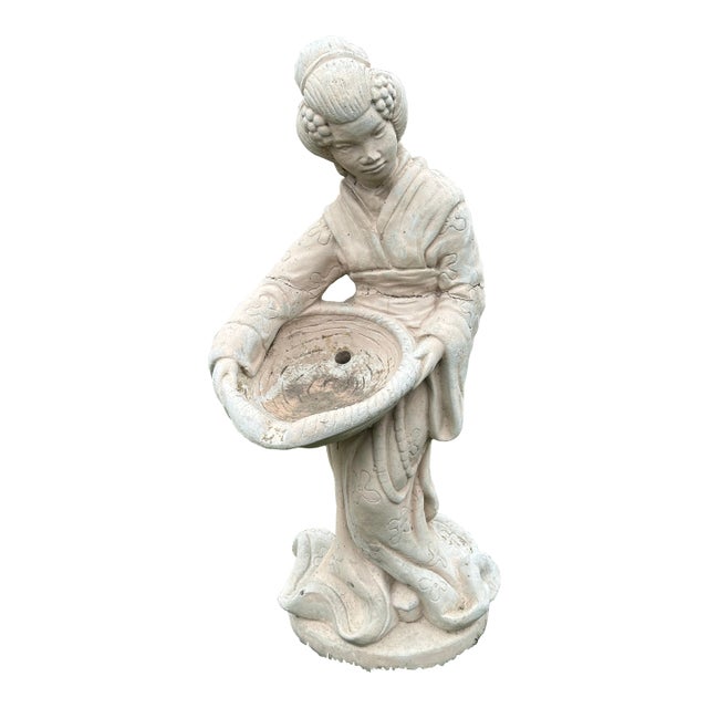 Cast Stone Geisha Fountain Garden Ornament For Sale