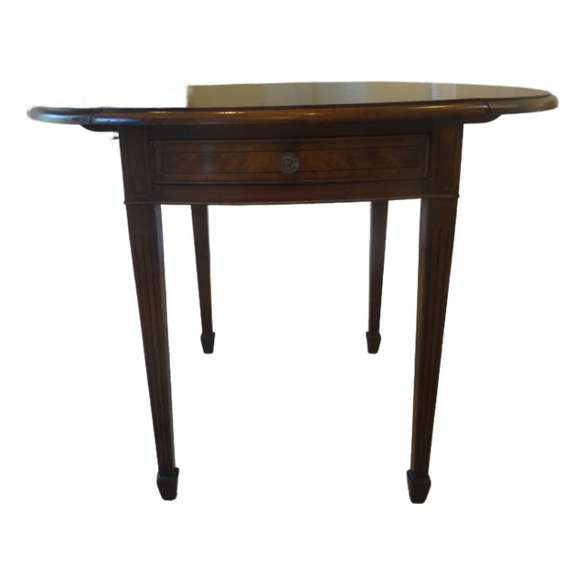 Mid 20th Century Elegant Banded Inlay American Dropleaf Pembroke Table For Sale