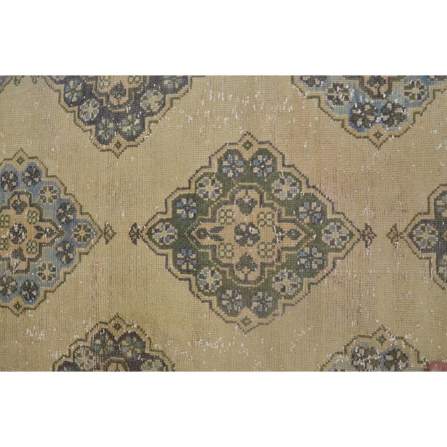 Textile 1960s Biege Turkish Ethnic Rug For Sale - Image 7 of 10
